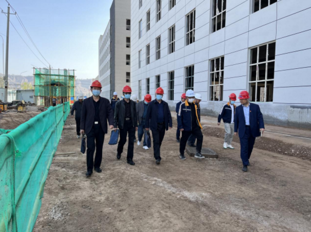 市建设工程服务中心督查星空平台在建项目安全生产工作(图2)