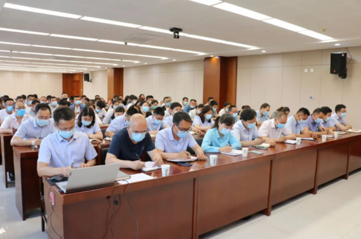 星空平台召开划转企业甘肃水建公司全体职工会议(图2)